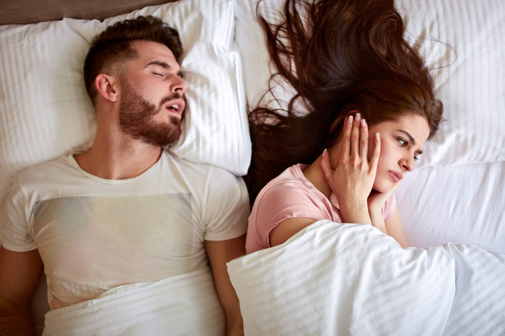 Snoring and Sleep Apnea : Why Men Snore More Than Women 1 Why Men Snore More Than Women: Understanding Snoring and Sleep Apnea